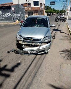 Colisão envolvendo Carro e Moto