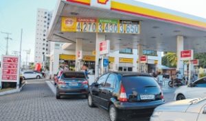 Preço do diesel dispara até R$ 0,50 nos postos de Fortaleza