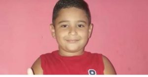 Tragédia: garoto de 7 anos morre vítima de disparo em Catarina