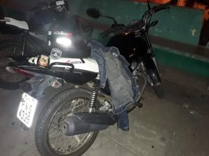 Motocicleta usada em assalto é localizada na zona rural de Tauá