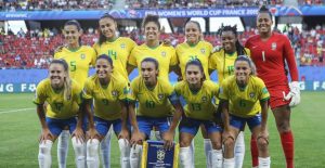 Famosas homenageiam jogadoras do Brasil, após eliminação na Copa do Mundo Feminina