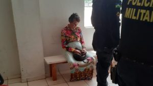 Mecânico vestido de mulher é preso ao tentar fazer prova do Detran no lugar da mãe em Roraima