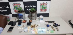 Tráfico de drogas em Tauá, Polícia Civil estoura duas bocas de fumo no Alto Brilhante