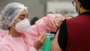 Ceará receberá mais 129.700 doses de vacinas contra a Covid-19 nesta semana