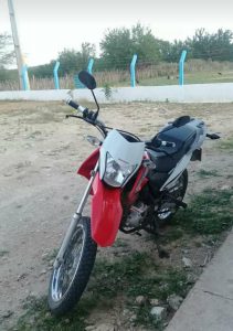 Moto tomada de assalto na zona rural de Tauá é encontrada